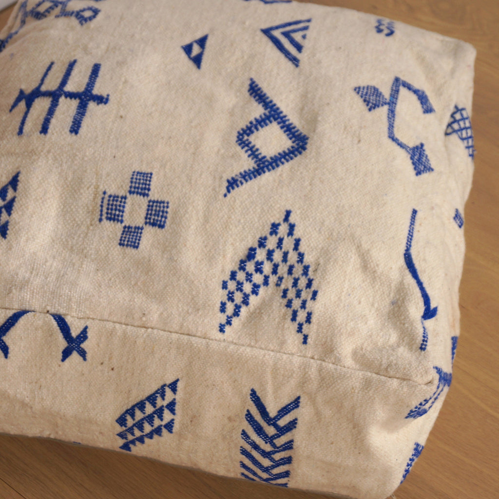 Pouf Kilim - Symboles berbères bleu