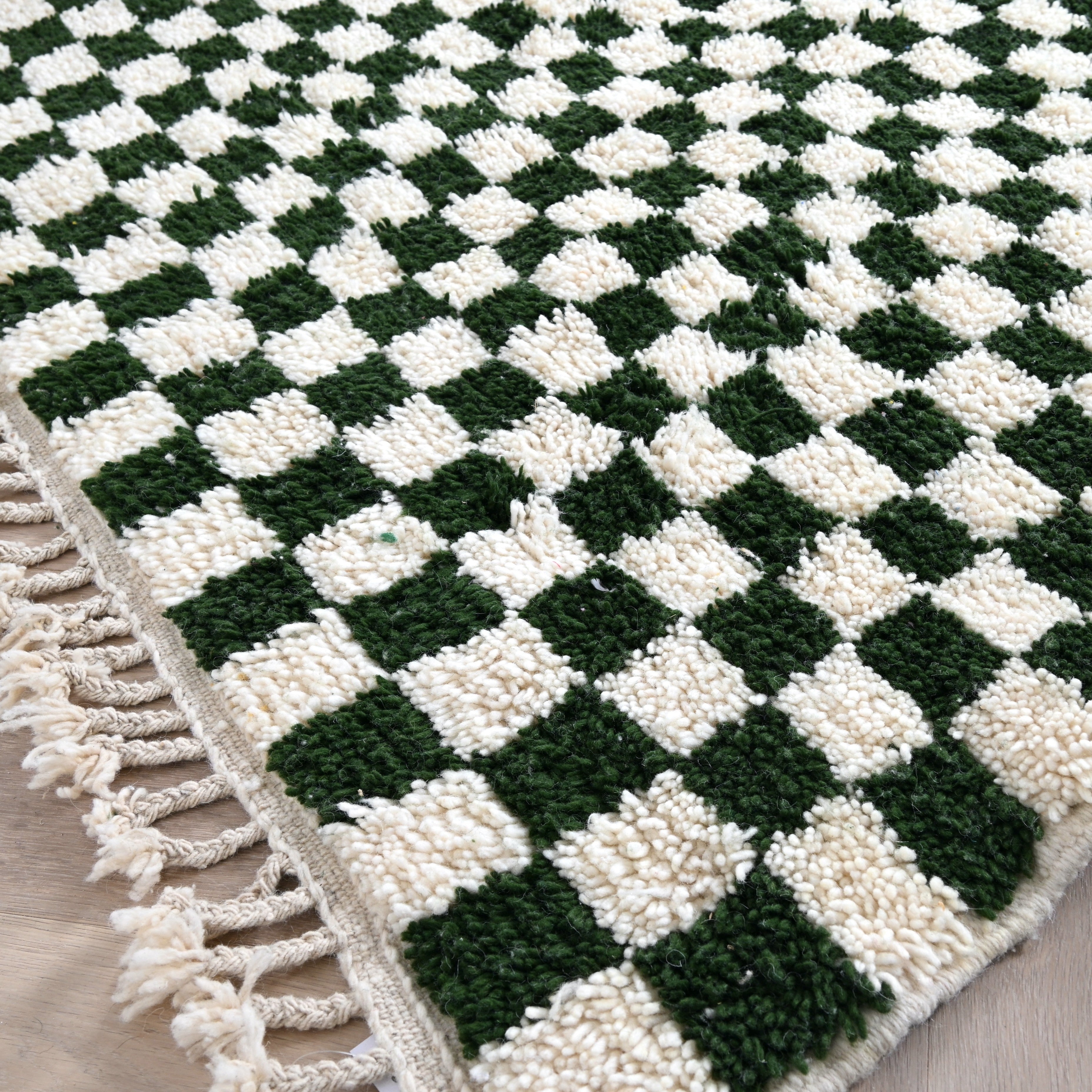 Tapis Berbère en laine Damier vert et blanc
