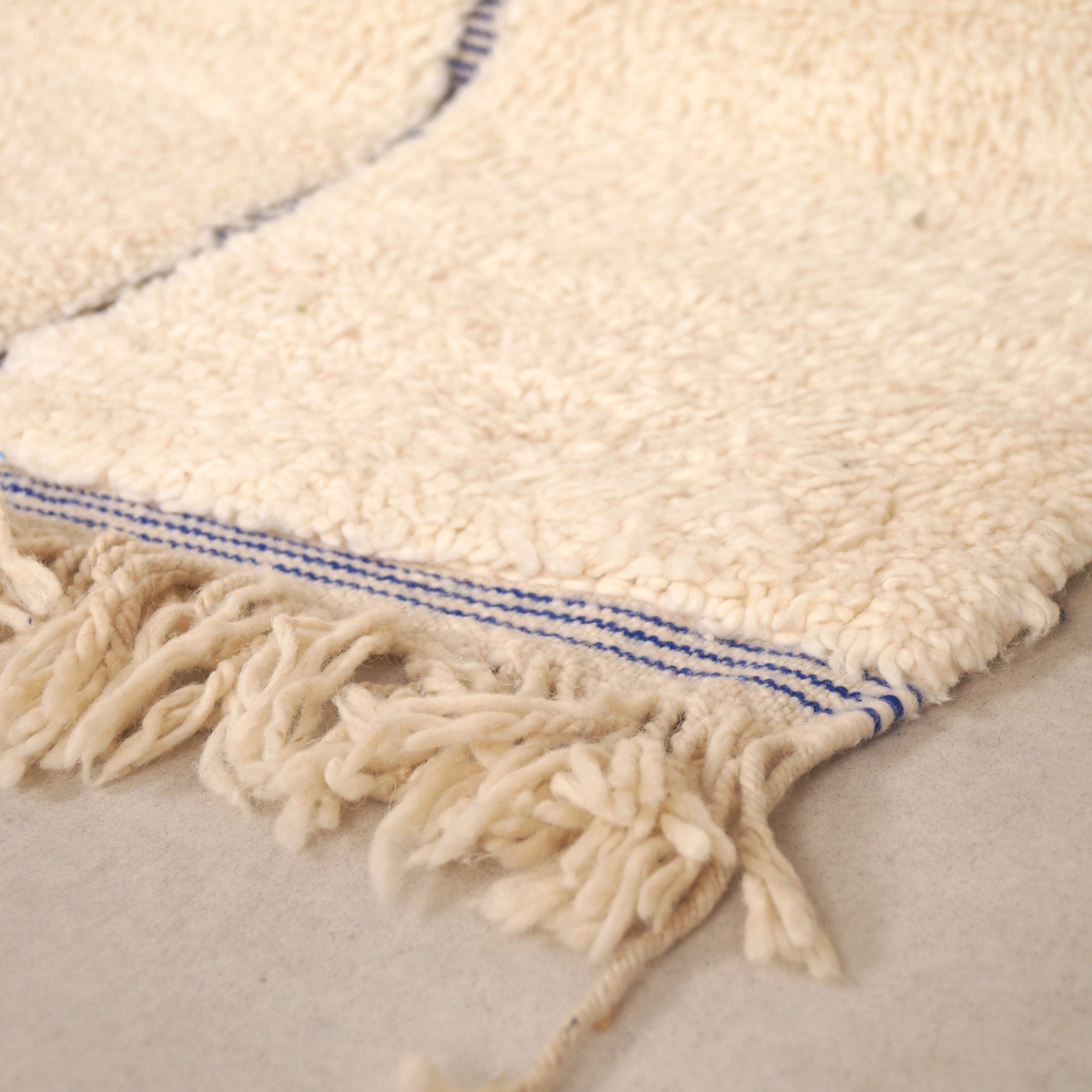 Tapis Béni Ouarain 196 x 298cm - Géométrique bleu majorelle
