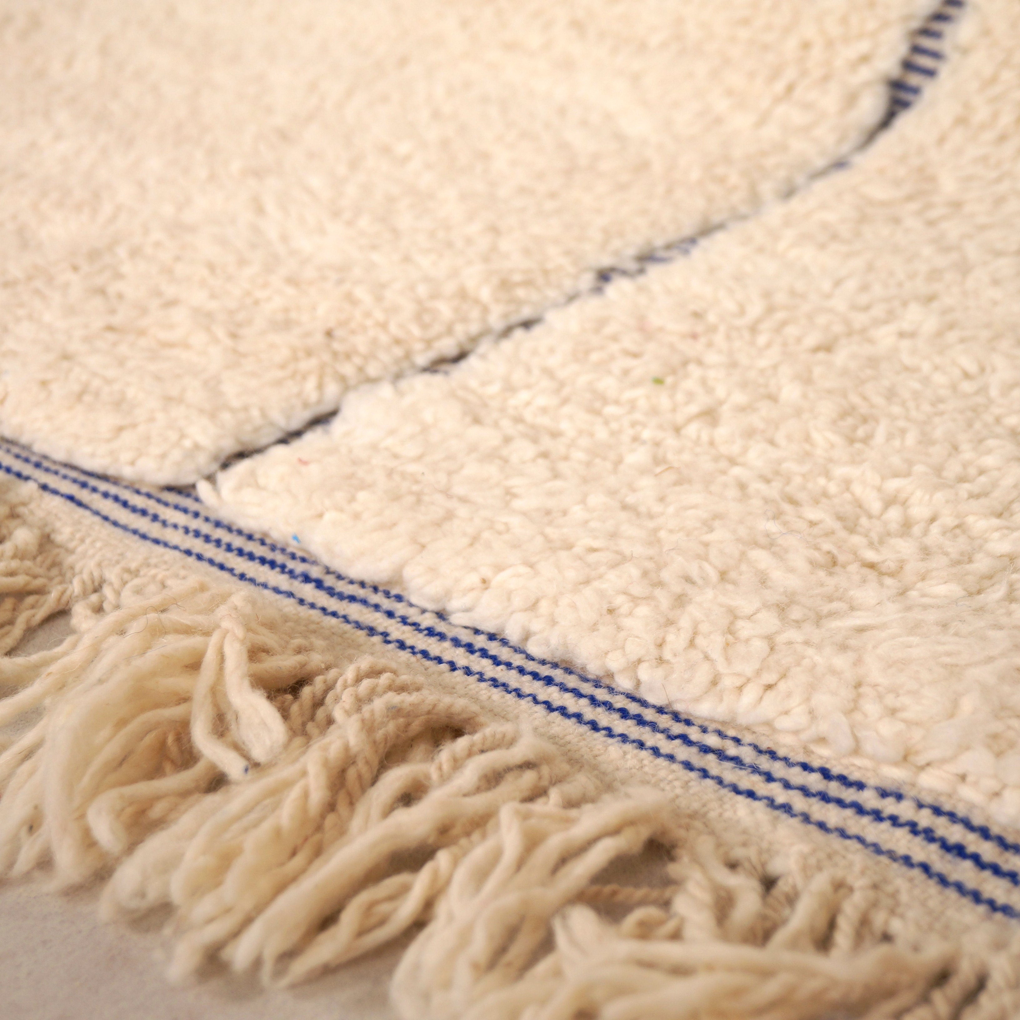 Tapis Béni Ouarain 196 x 298cm - Géométrique bleu majorelle