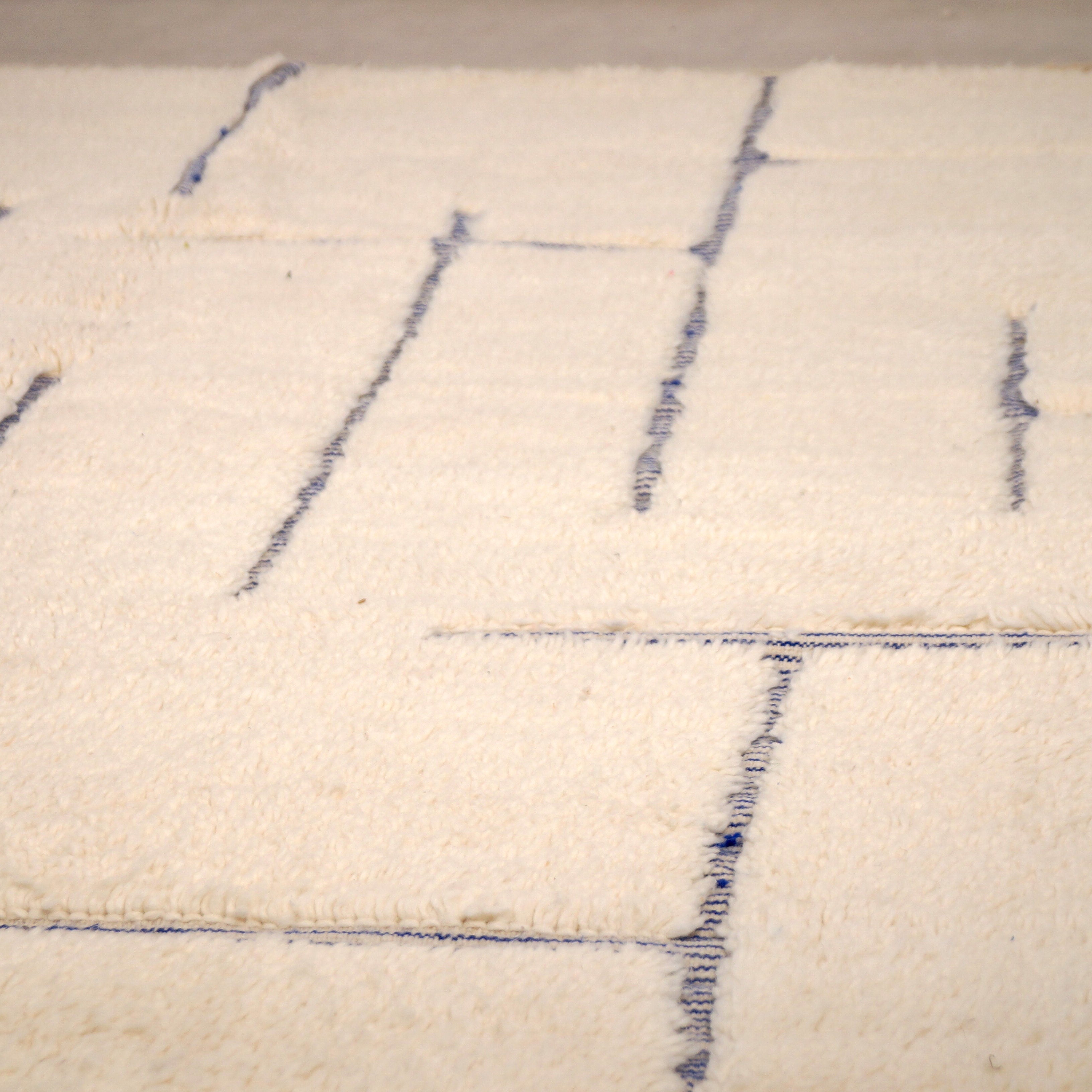Tapis Béni Ouarain 196 x 298cm - Géométrique bleu majorelle