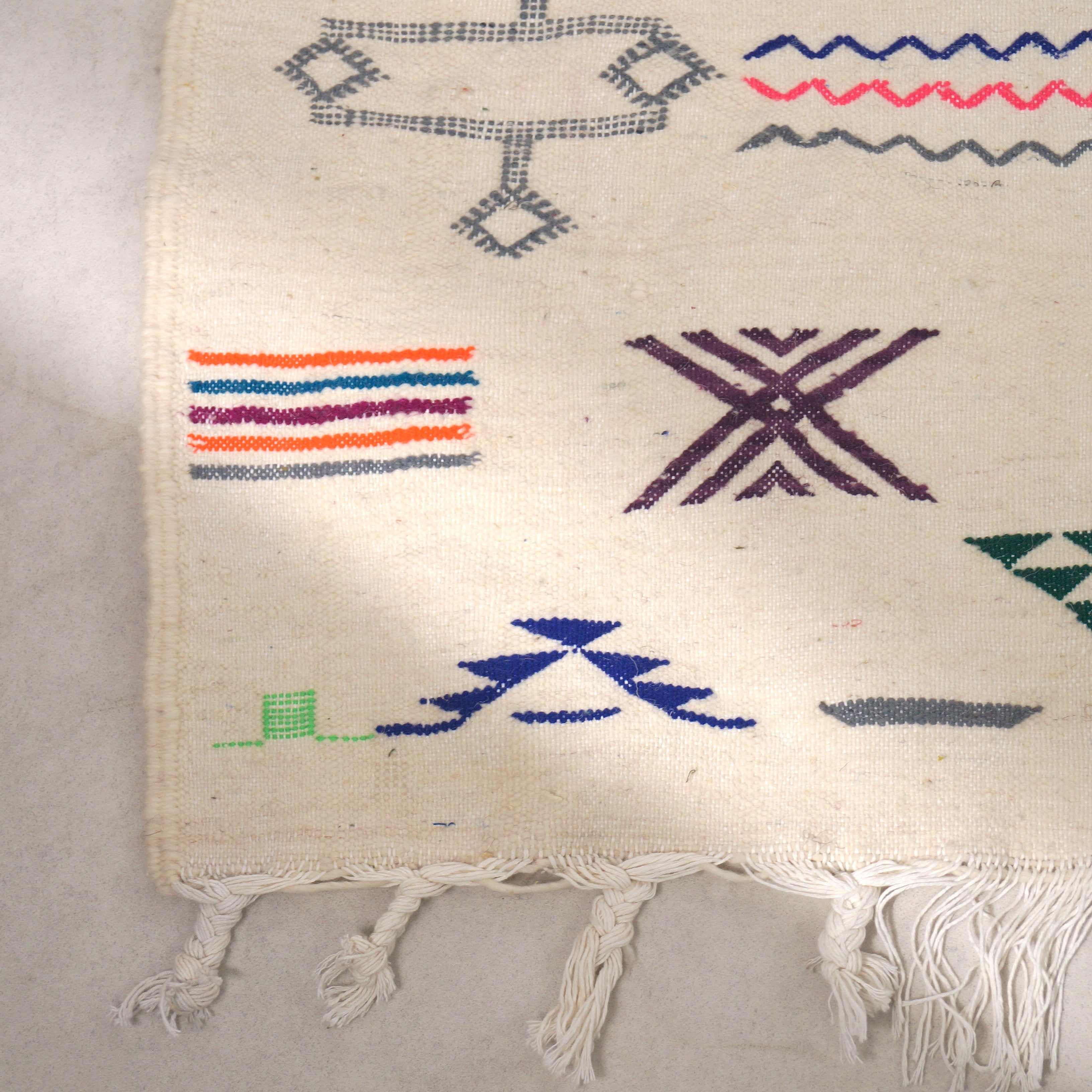 Tapis Kilim 160 x 100cm - Symboles berbères multicolores