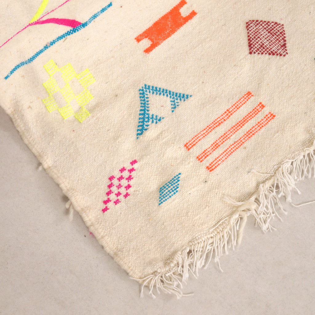 Tapis de couloir Kilim - Symboles berbères multicolores